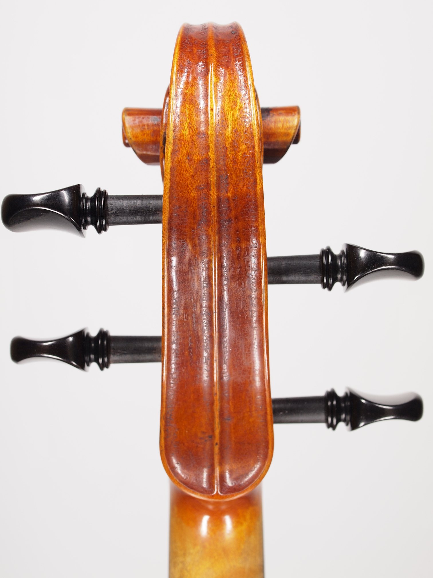 Violin based on the model of the "Sauret" Guarneri del Gesu anno 1743 IV